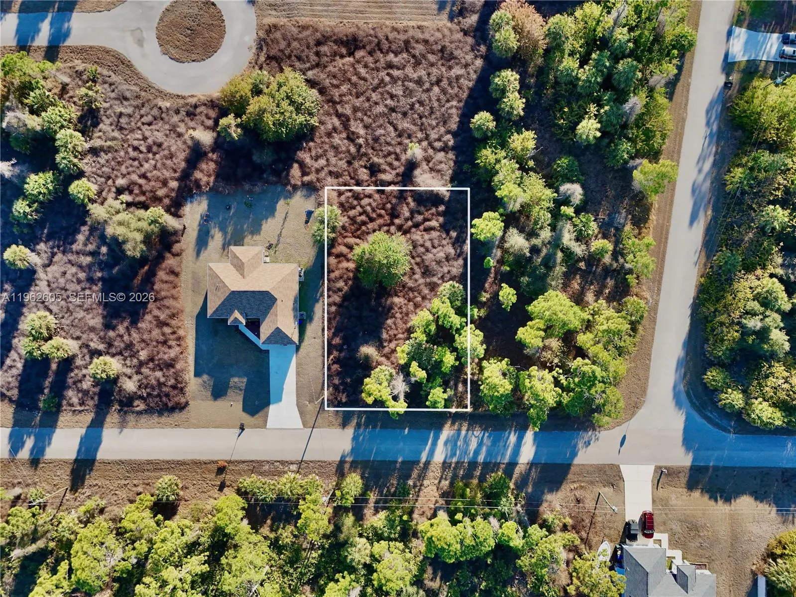 Foto de propiedad en 0 Dalewood Circle, North Port, FL 34288 North Port con MLS# 