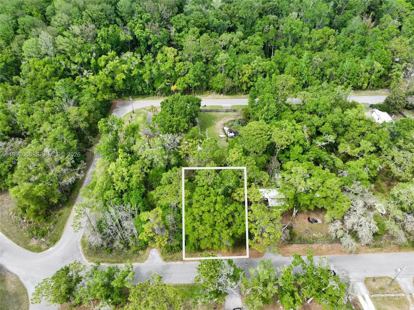 Foto de propiedad en 0 Eagle Lake Avenue, New Port Richey, FL 34654 New Port Richey con MLS# 