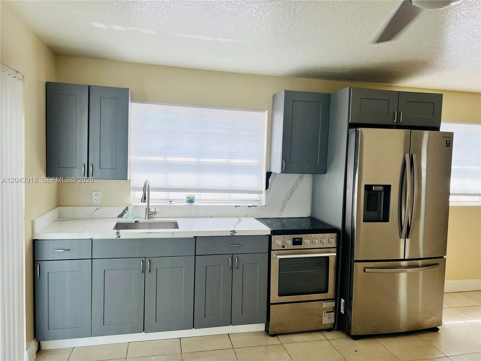Foto de propiedad en 0 East Drive 0, North Miami Beach, FL 33162 North Miami Beach con MLS# 