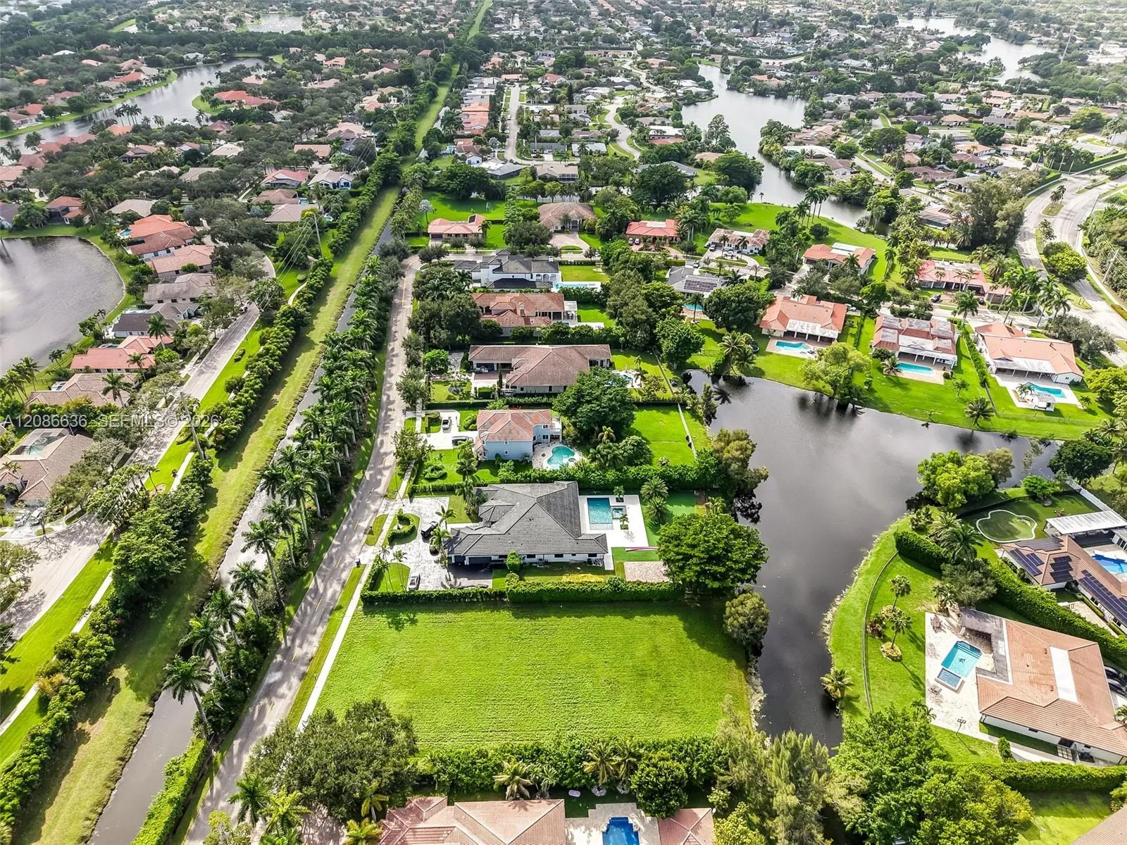 Foto de propiedad en 0 Ranch Road, Weston, FL 33326 Weston con MLS# 