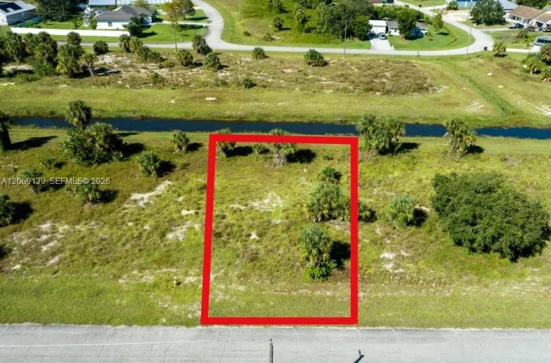 En Venta 0 Saturn Loop, FL 33935, FL 33935