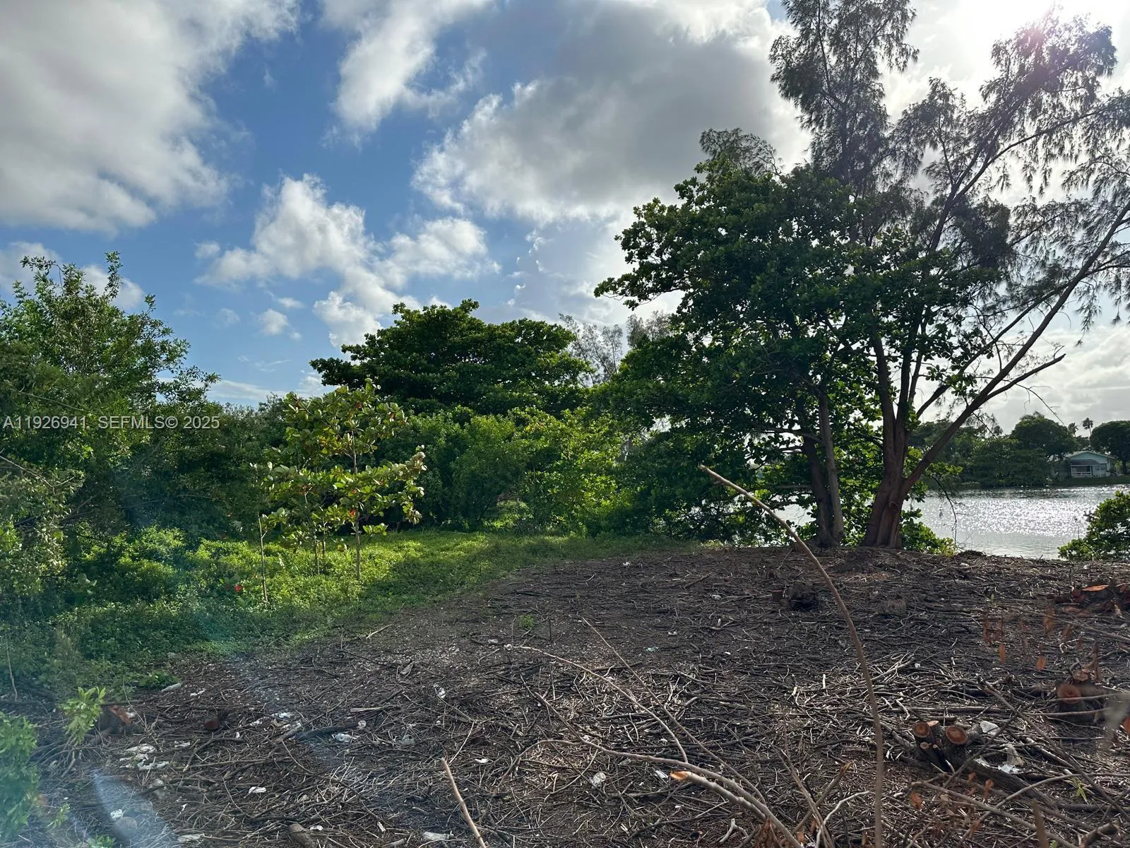 Foto de propiedad en 0 SW 10th Avenue, Hallandale Beach, FL 33009 Hallandale Beach con MLS# 