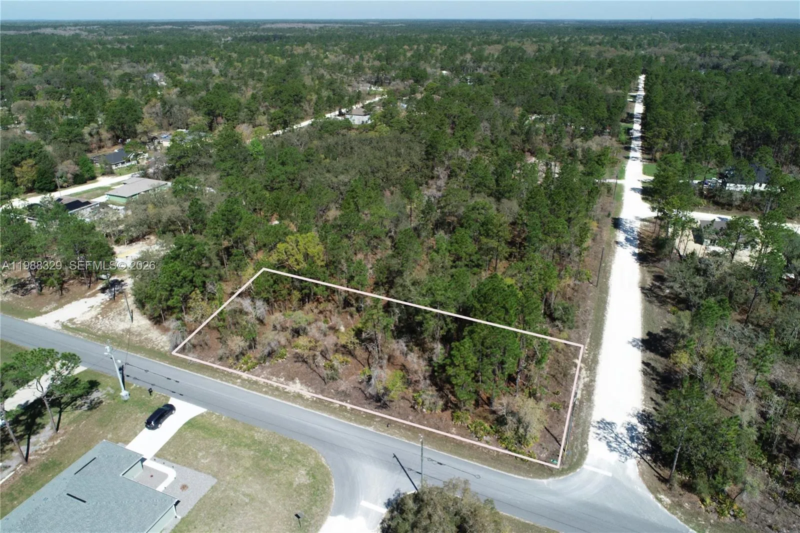 Foto de propiedad en 0 Wood Owl Avenue, FL 34614  con MLS# 