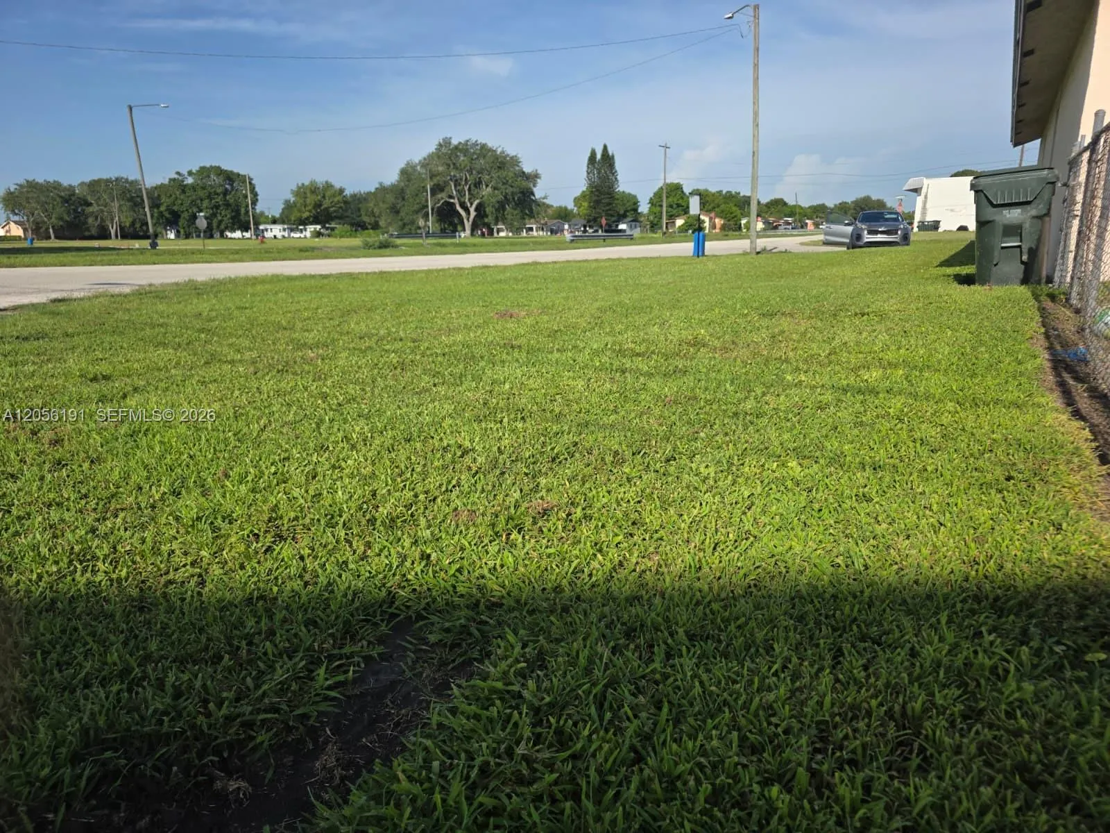 Foto de propiedad en 00 W Alveredez Avenue, Clewiston, FL 33440 Clewiston con MLS# 