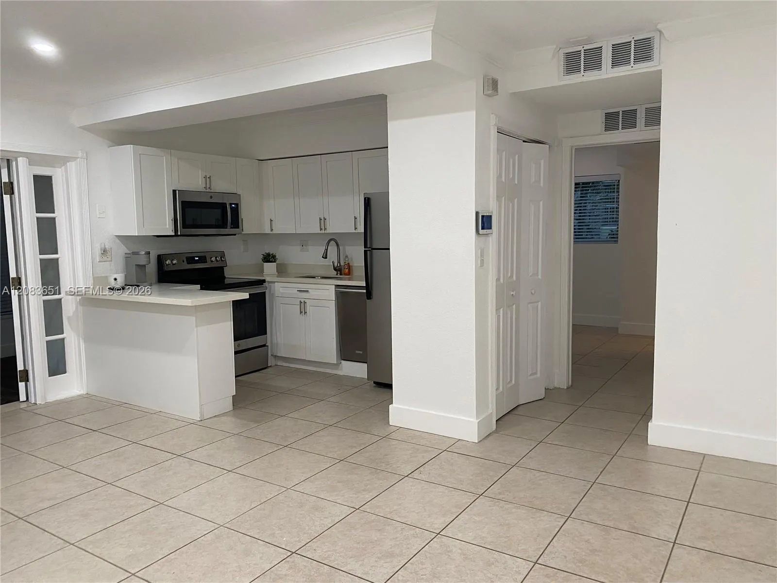 En Renta 1 Edgewater Drive 103, Coral Gables, FL 33133, Coral Gables, FL 33133