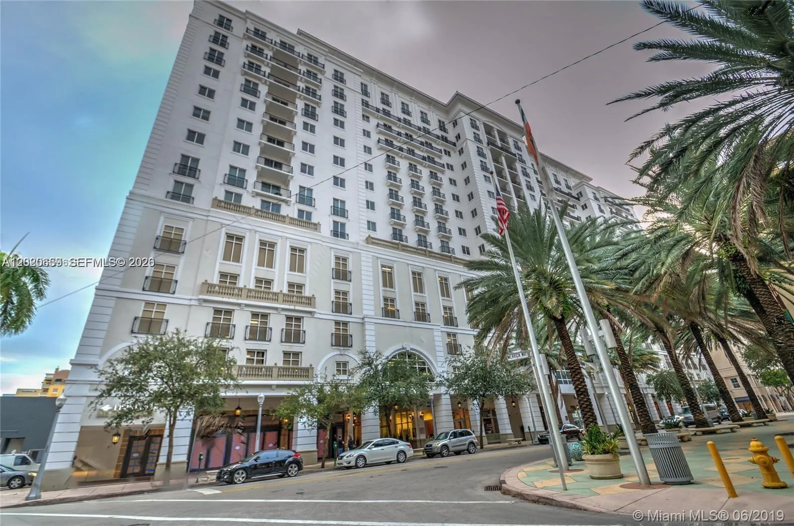 Foto de propiedad en 10 Aragon Avenue 1018, Coral Gables, FL 33134 Coral Gables con MLS# 