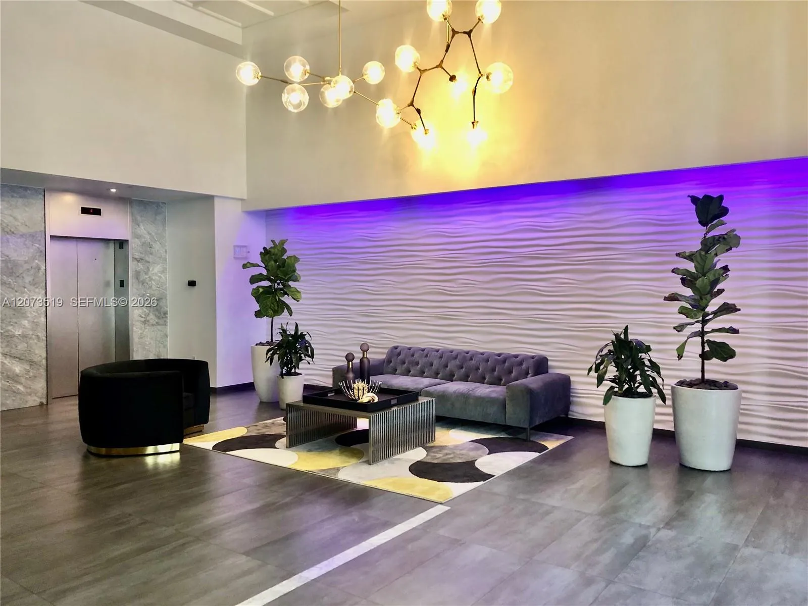 Foto de propiedad en 10 Aragon Avenue 703, Coral Gables, FL 33134 Coral Gables con MLS# 