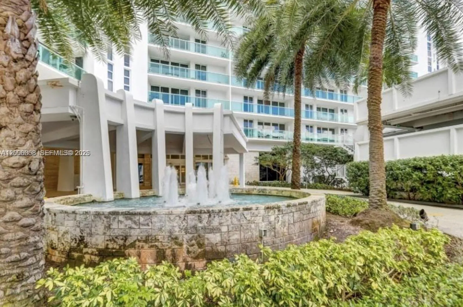 Foto de propiedad en 100 Bayview Drive PH31, Sunny Isles Beach, FL 33160 Sunny Isles Beach con MLS#