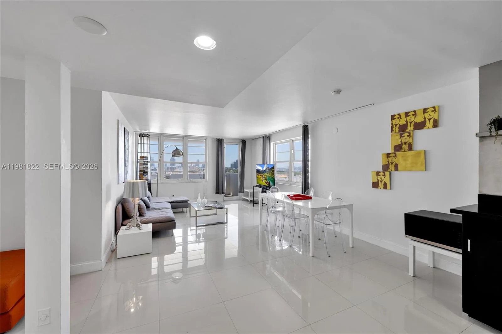 Foto de propiedad en 100 Lincoln Road 1511, Miami Beach, FL 33139 Miami Beach con MLS# 