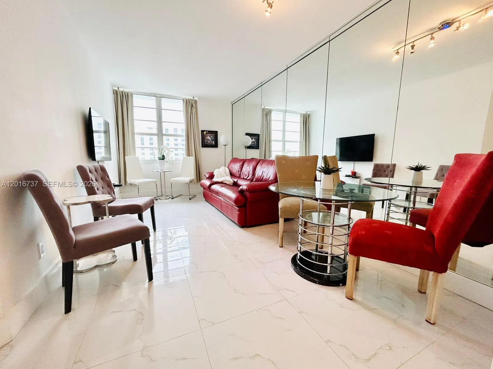 Foto de propiedad en 100 Lincoln Road 1526, Miami Beach, FL 33139 Miami Beach con MLS#