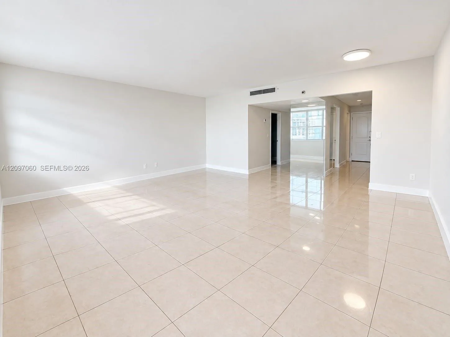 En Renta 100 Lincoln Road 1537, Miami Beach, FL 33139, Miami Beach, FL 33139