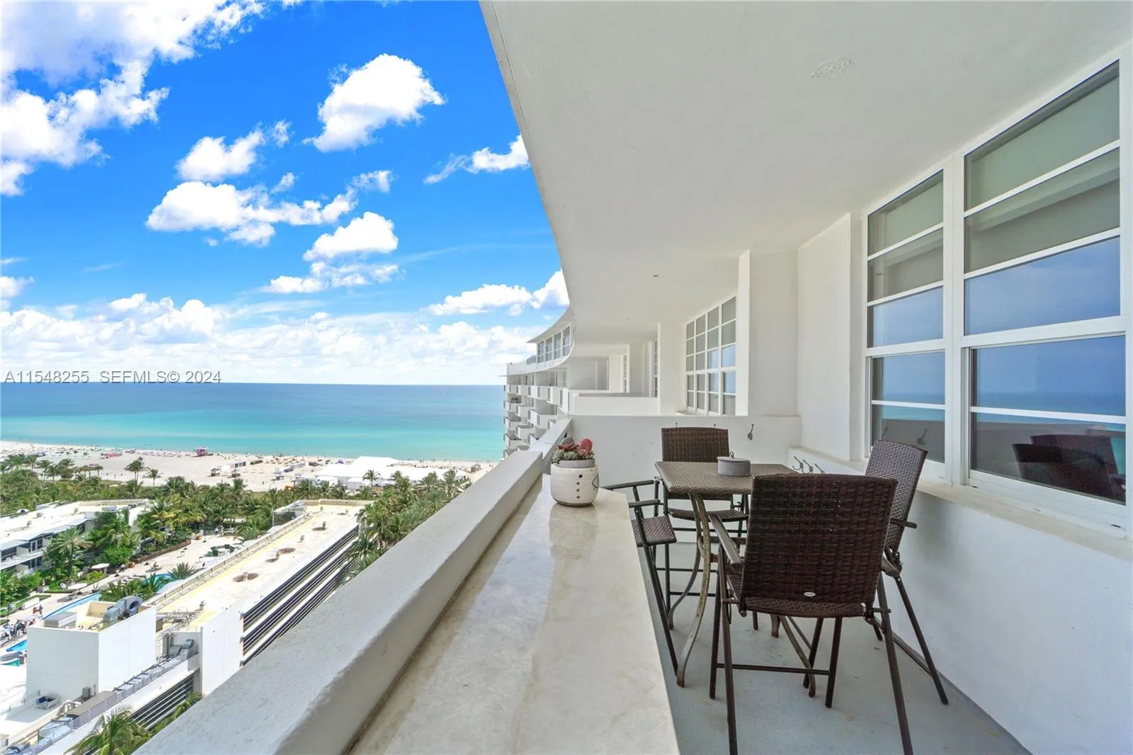Foto de propiedad en 100 Lincoln Road 1602, Miami Beach, FL 33139 Miami Beach con MLS# 