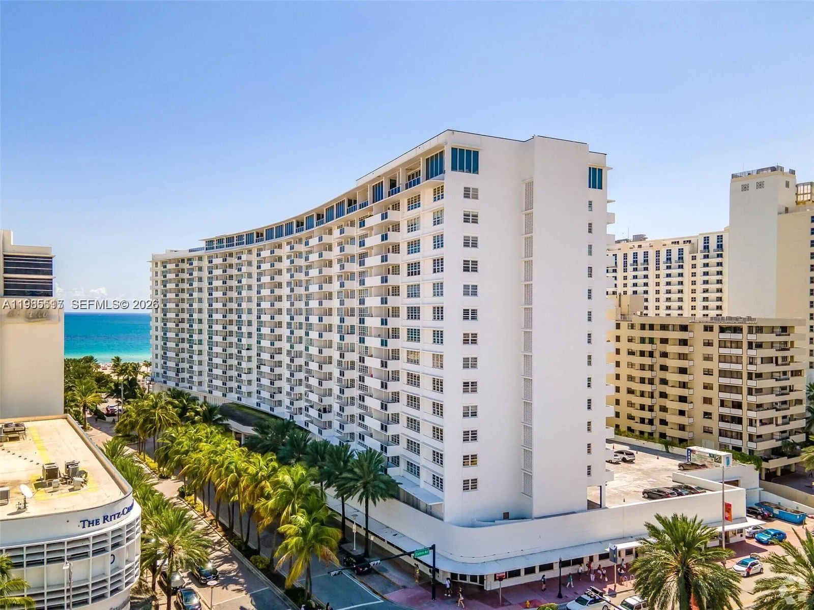 Foto de propiedad en 100 Lincoln Road 308, Miami Beach, FL 33139 Miami Beach con MLS# 