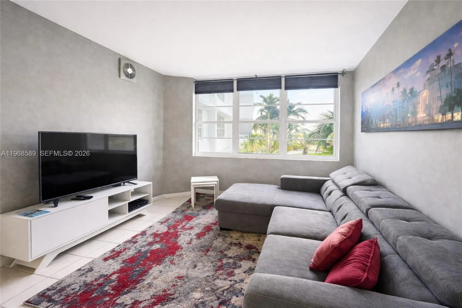 Foto de propiedad en 100 Lincoln Road 415, Miami Beach, FL 33139 Miami Beach con MLS# 