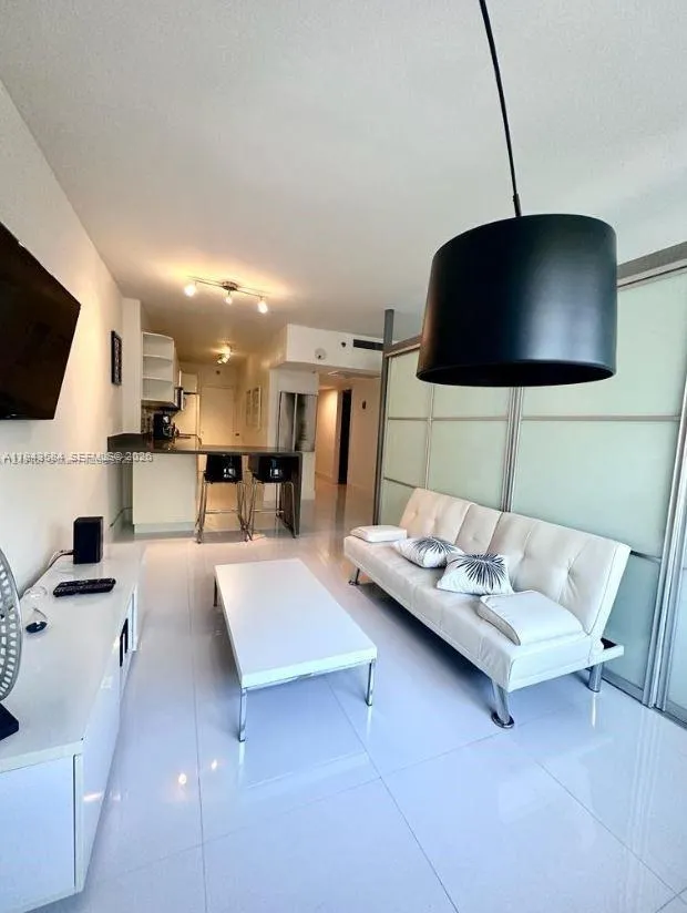 Foto de propiedad en 100 Lincoln Road 526, Miami Beach, FL 33139 Miami Beach con MLS# 