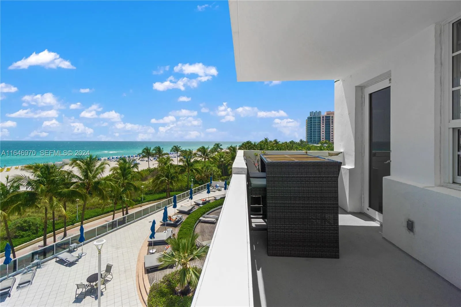 Foto de propiedad en 100 Lincoln Road 548, Miami Beach, FL 33139 Miami Beach con MLS#