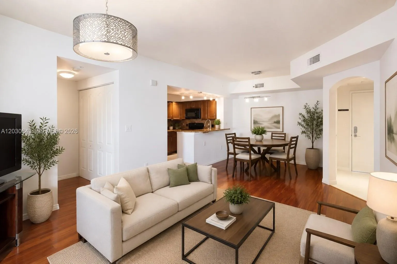 Foto de propiedad en 100 N Federal Highway 1219, Fort Lauderdale, FL 33301 Fort Lauderdale con MLS# 