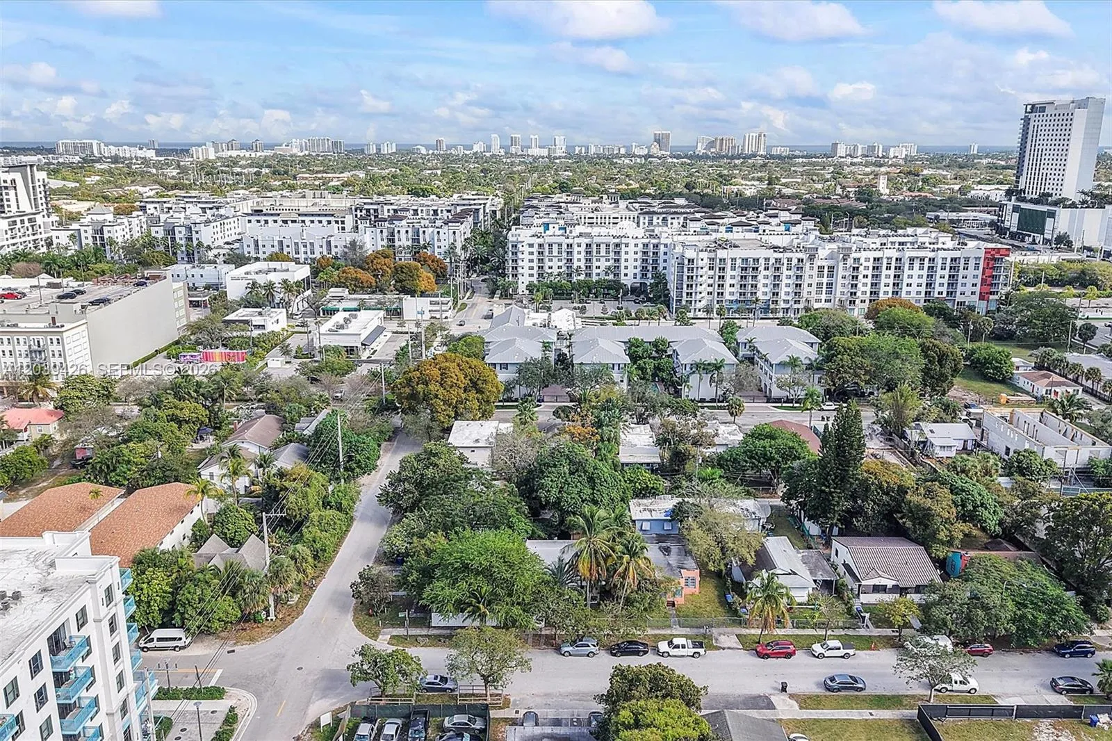 Foto de propiedad en 100 NE 5th Street, Fort Lauderdale, FL 33301 Fort Lauderdale con MLS# 