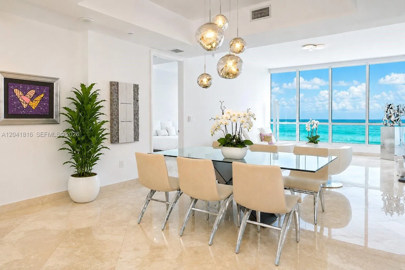 Foto de propiedad en 100 S Pointe Drive 1507, Miami Beach, FL 33139 Miami Beach con MLS# 