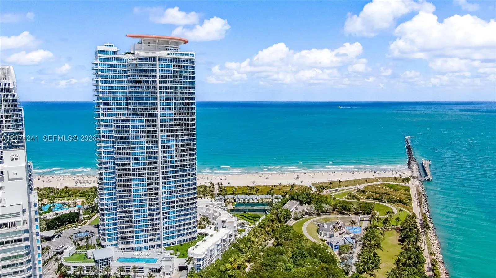 Foto de propiedad en 100 S Pointe Drive 1810, Miami Beach, FL 33139 Miami Beach con MLS# 