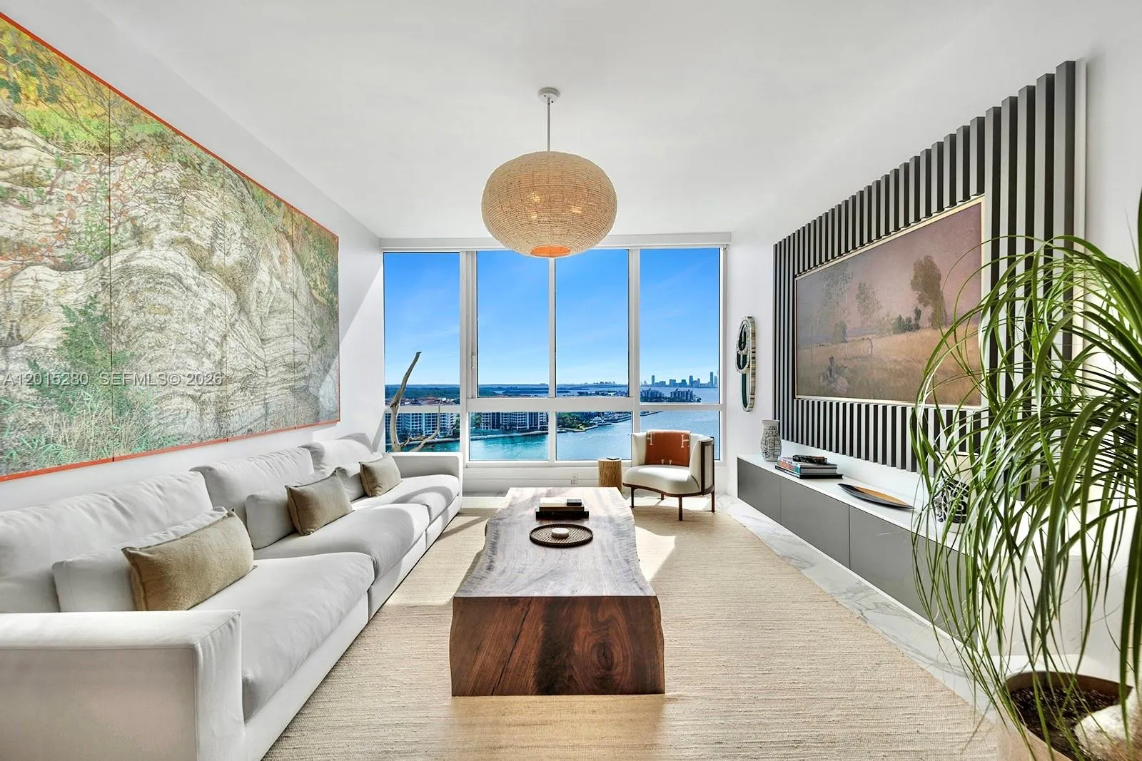 En Venta 100 S Pointe Drive 2003, Miami Beach, FL 33139, Miami Beach, FL 33139