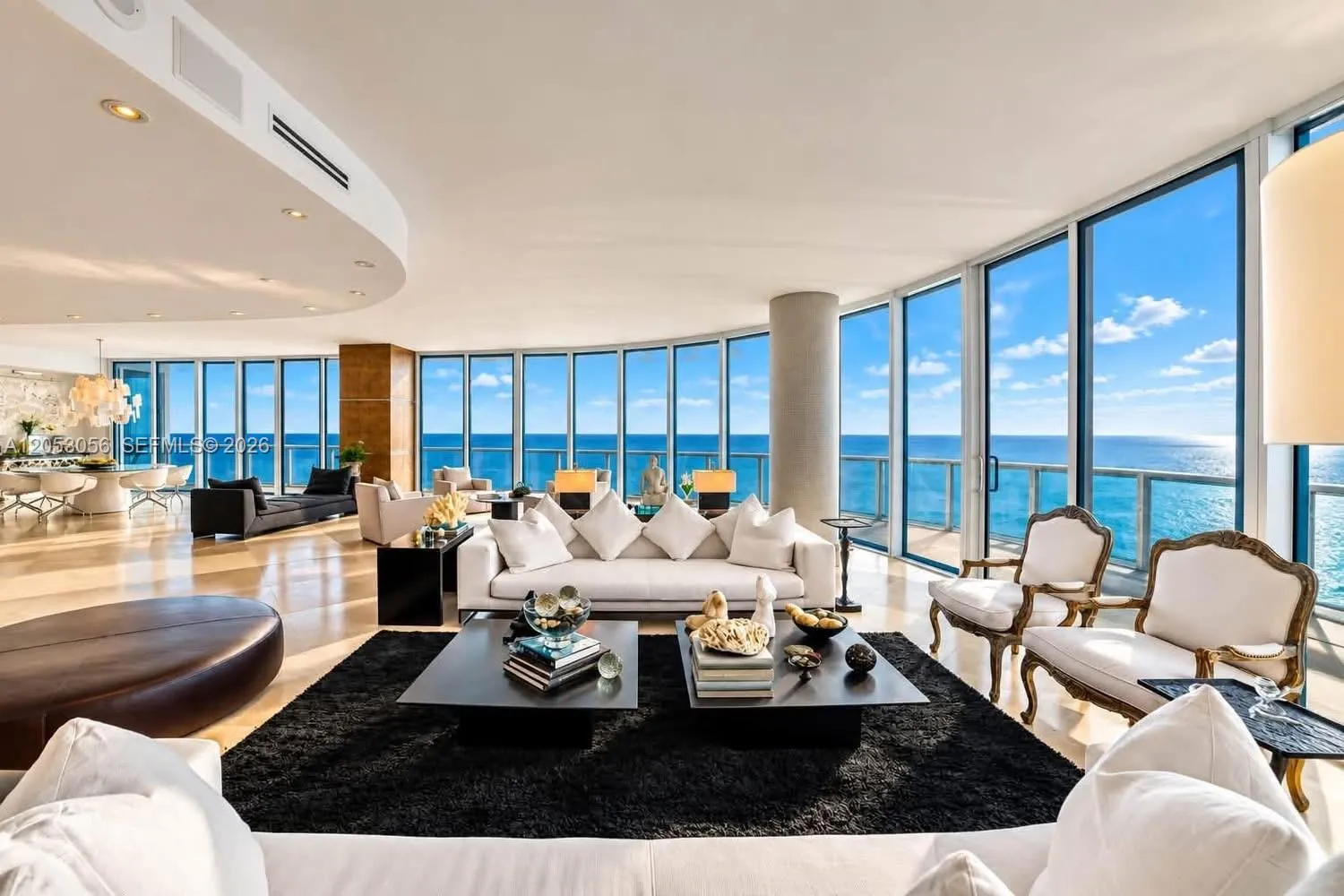 Foto de propiedad en 100 S Pointe Drive 2905, Miami Beach, FL 33139 Miami Beach con MLS# 