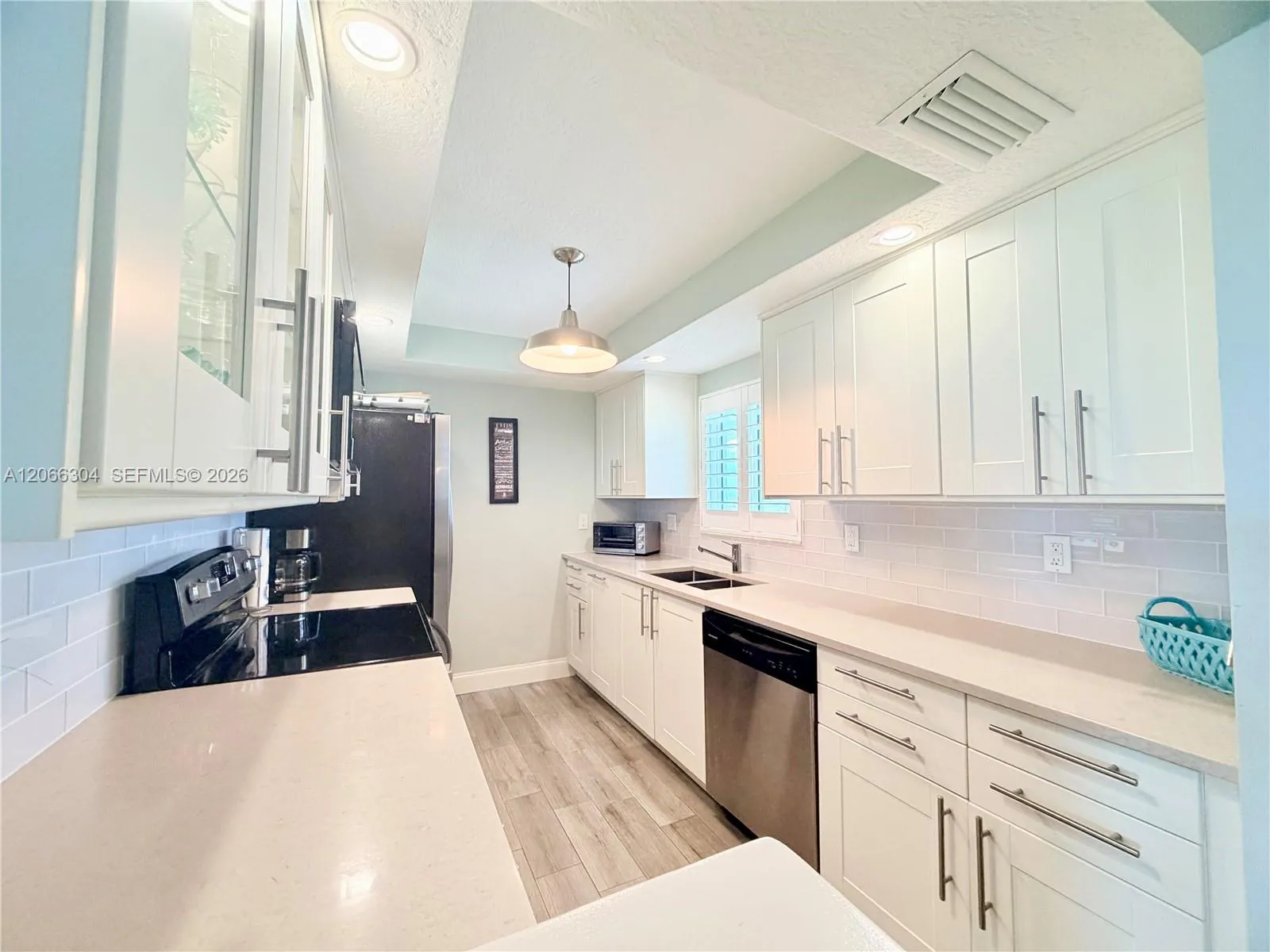Foto de propiedad en 100 Silver Beach Avenue 720, Daytona Beach, FL 32118 Daytona Beach con MLS# 