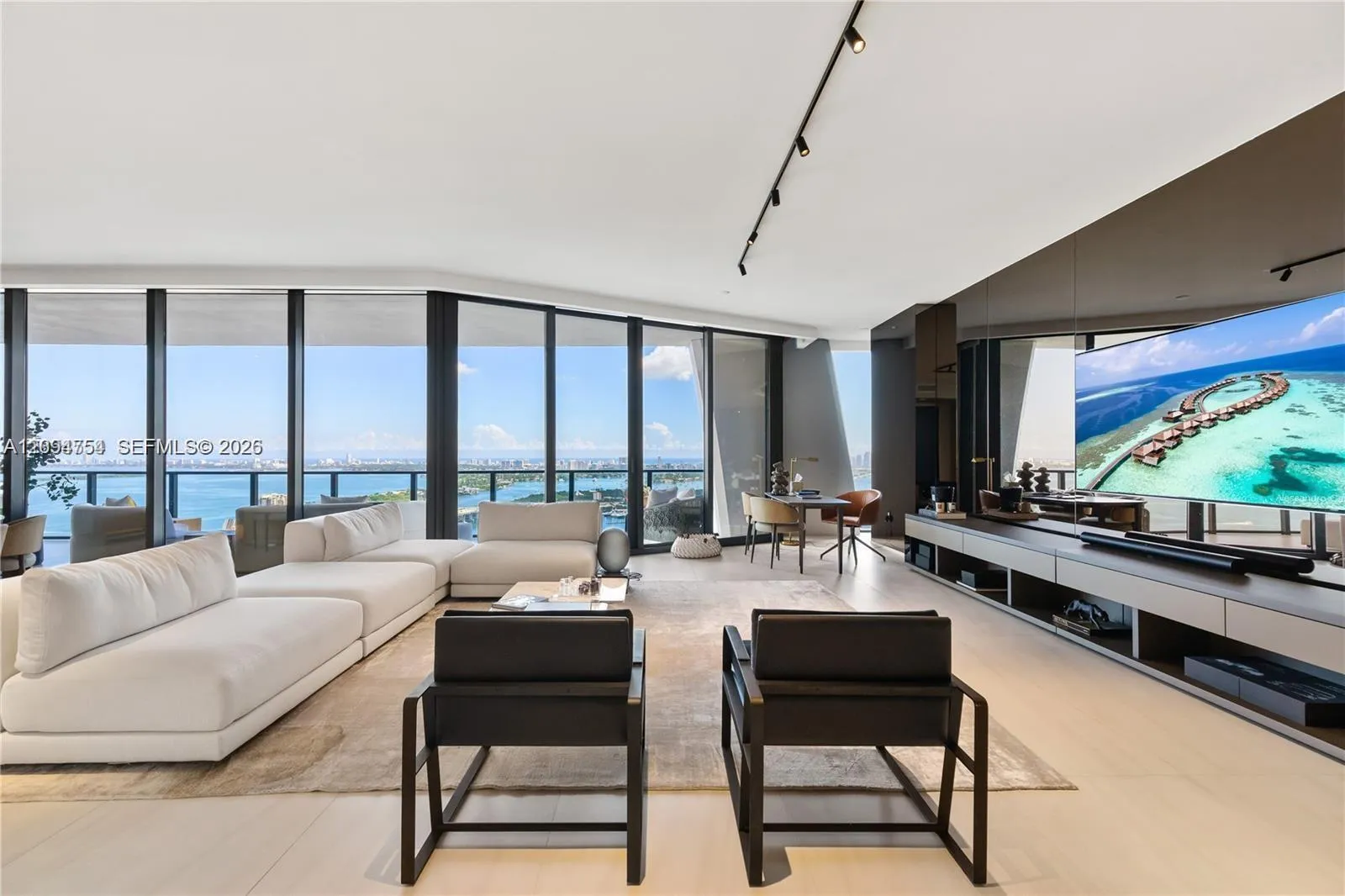 En Venta 1000 Biscayne Boulevard 3502, Miami, FL 33132, Miami, FL 33132