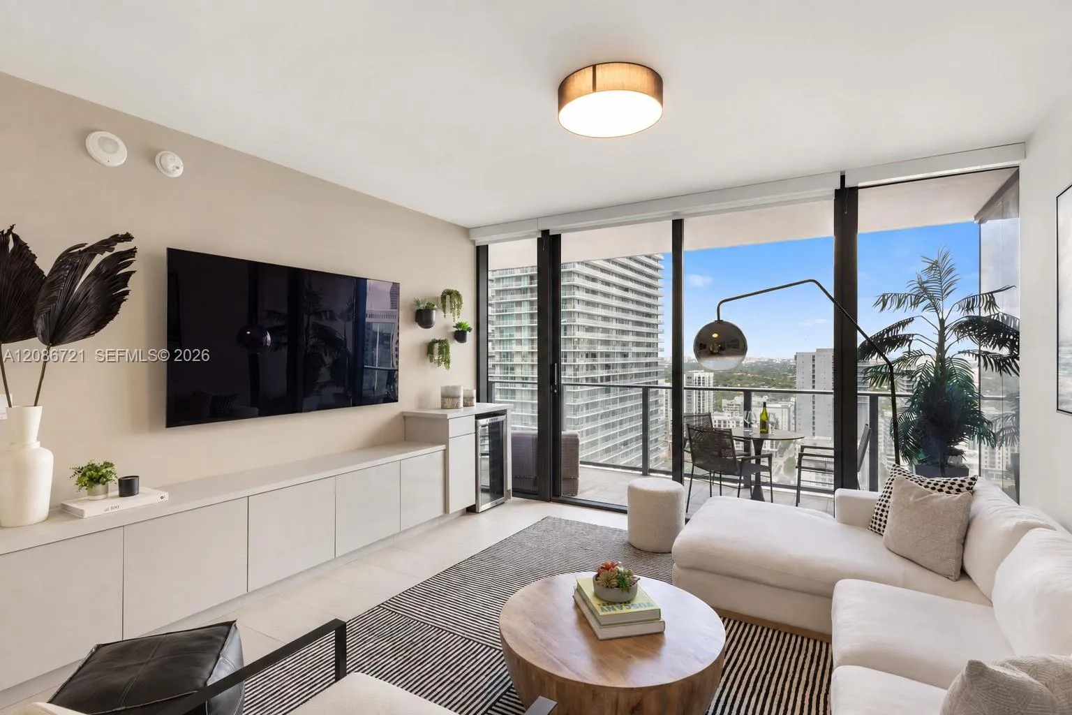 En Venta 1000 Brickell Plaza 2704, Miami, FL 33131, Miami, FL 33131