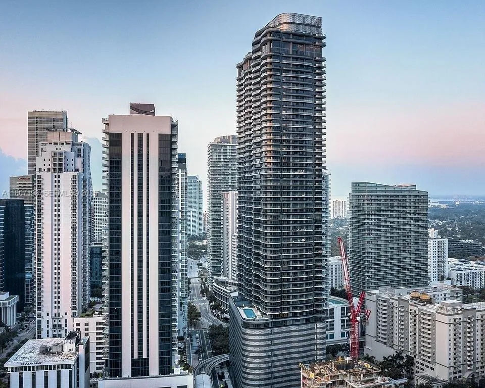 Foto de propiedad en 1000 Brickell Plaza 2705, Miami, FL 33131 Miami con MLS#