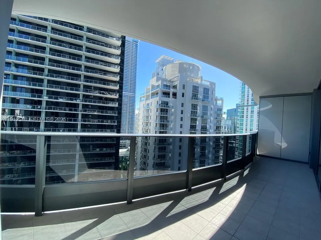 Foto de propiedad en 1000 Brickell Plaza 3207, Miami, FL 33131 Miami con MLS# 