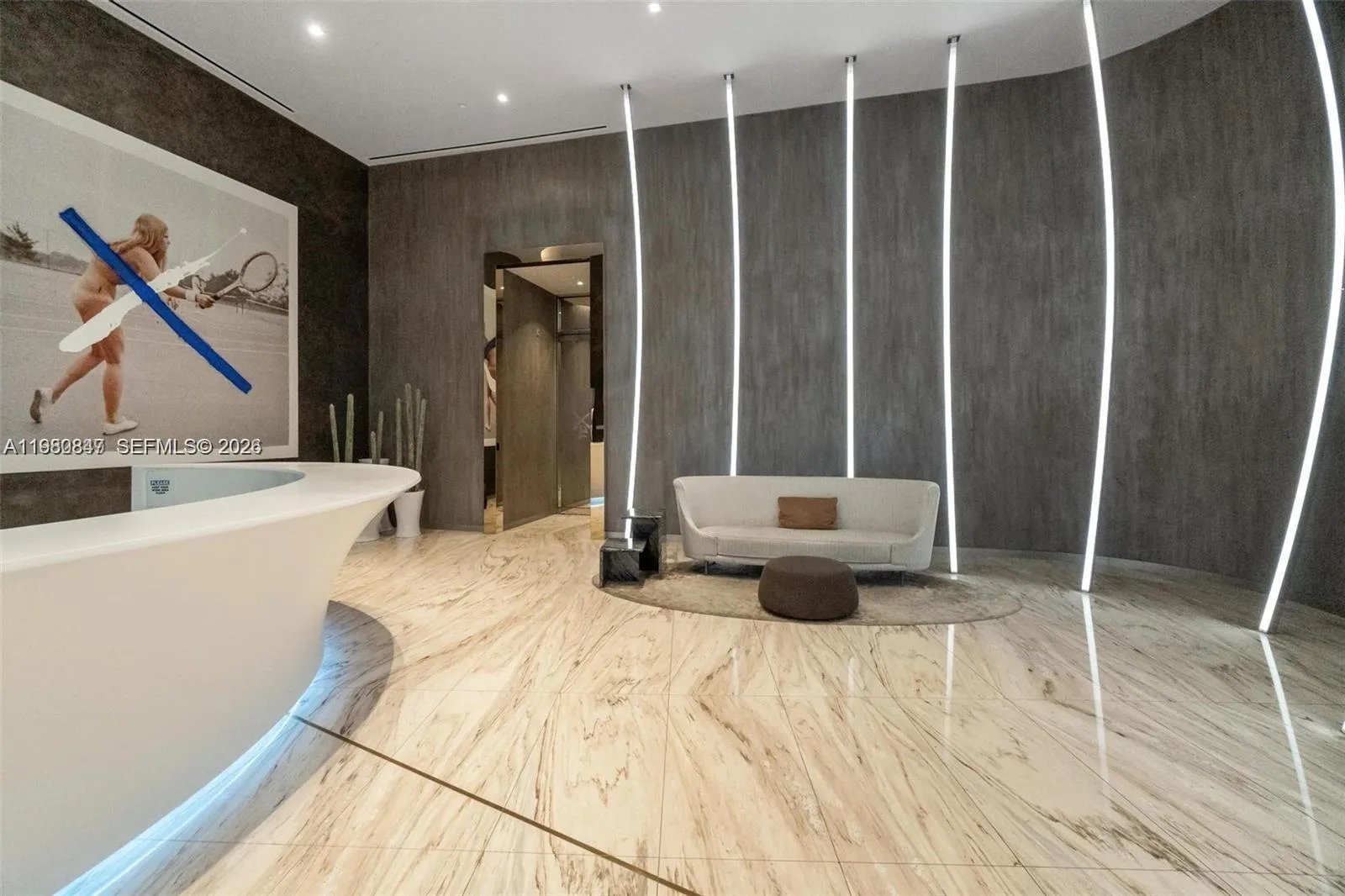 Foto de propiedad en 1000 Brickell Plaza 3310, Miami, FL 33131 Miami con MLS# 