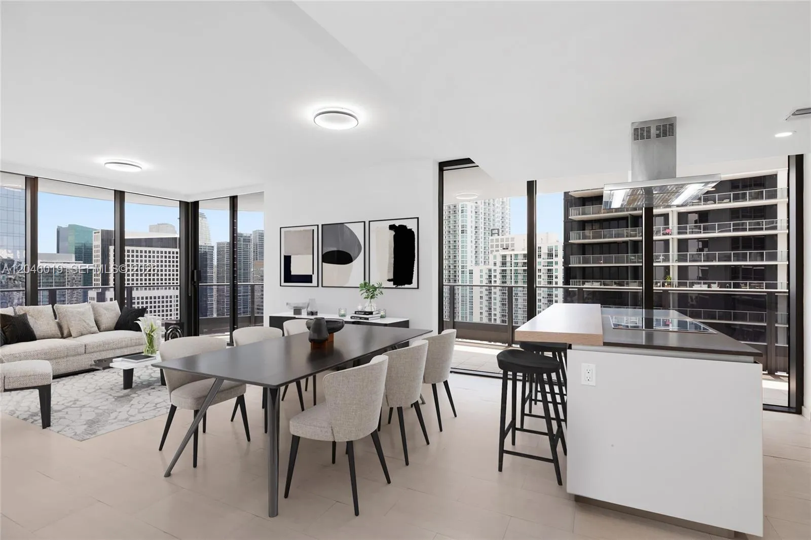 Foto de propiedad en 1000 Brickell Plaza 4015, Miami, FL 33131 Miami con MLS# 