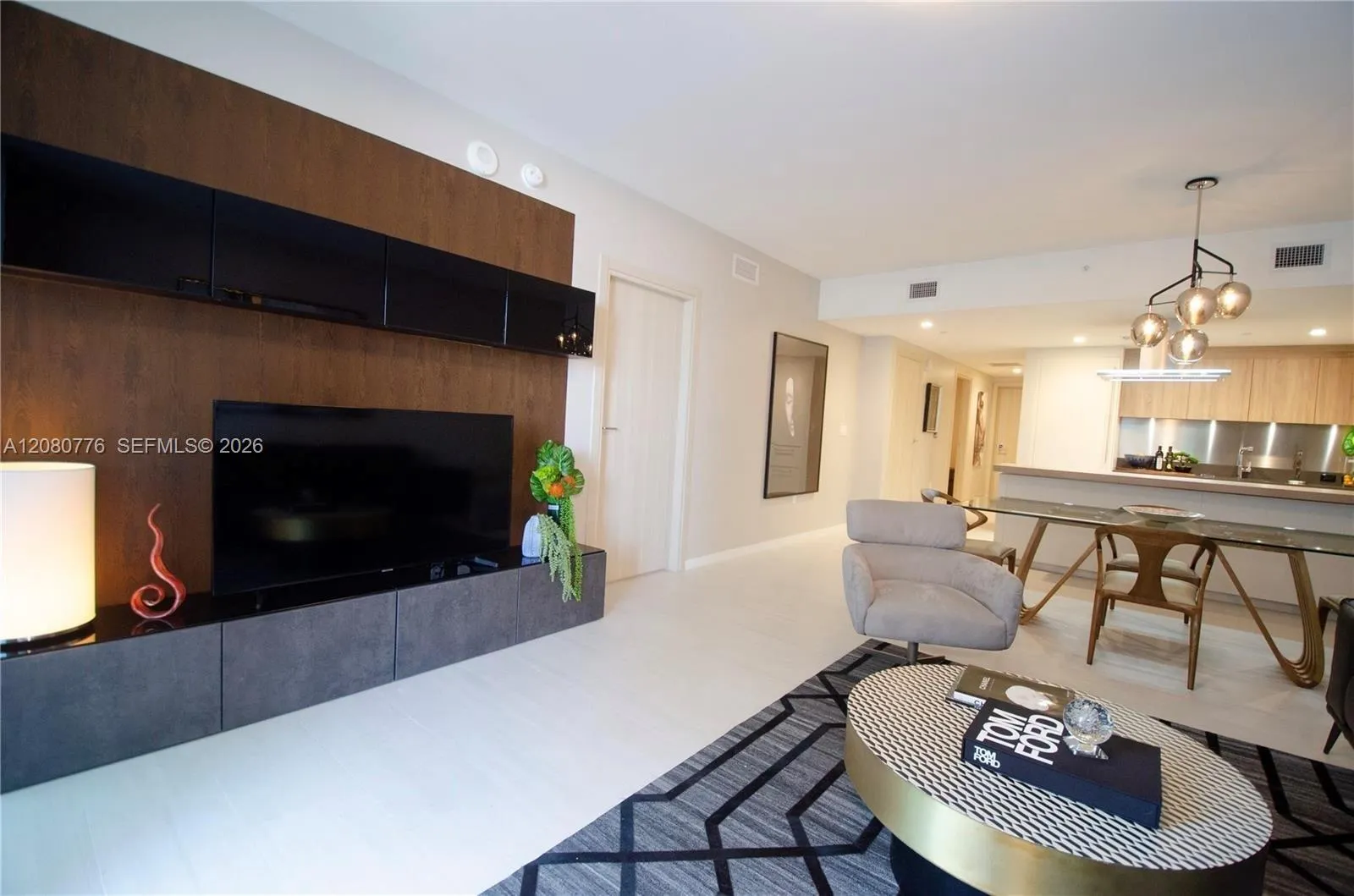 Foto de propiedad en 1000 Brickell Plaza 4207, Miami, FL 33131 Miami con MLS# 