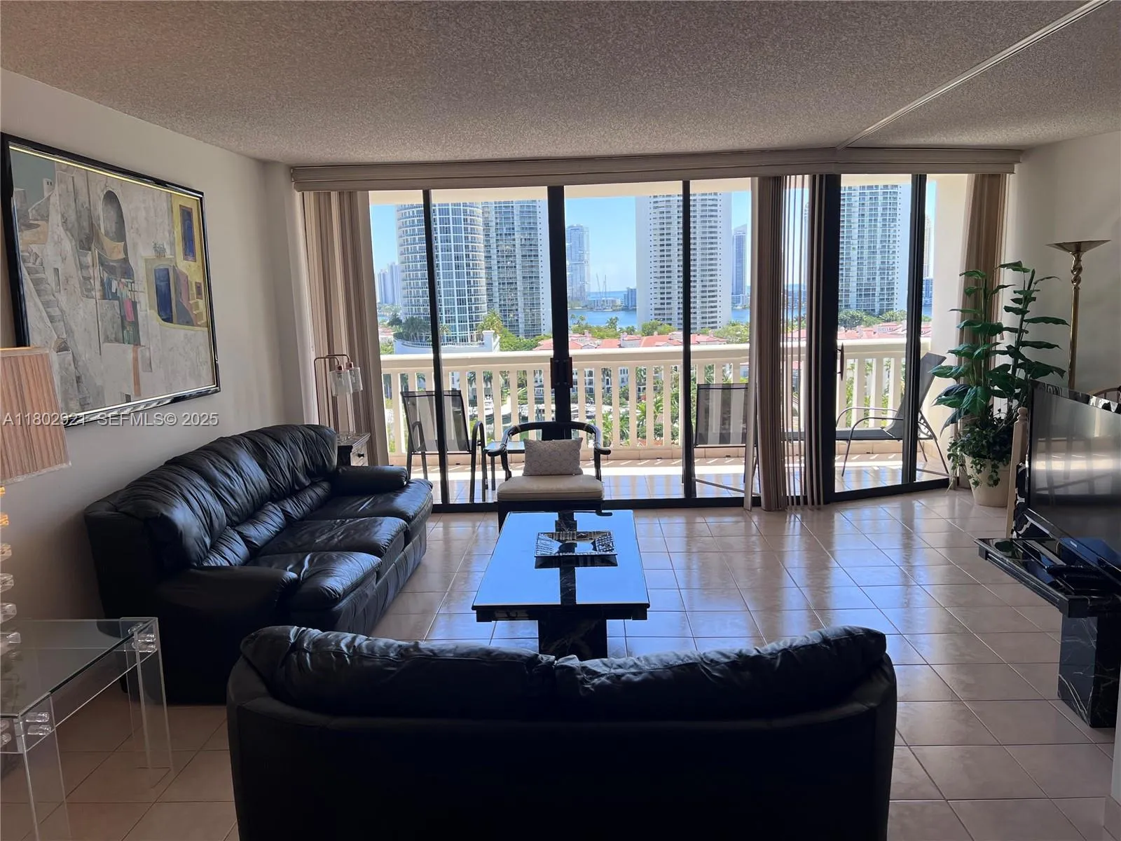Foto de propiedad en 1000 Island Boulevard 1508, Aventura, FL 33160 Aventura con MLS# 