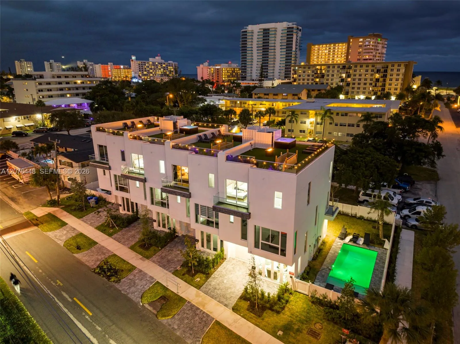 Foto de propiedad en 1000 N Riverside Drive, Pompano Beach, FL 33062 Pompano Beach con MLS# 
