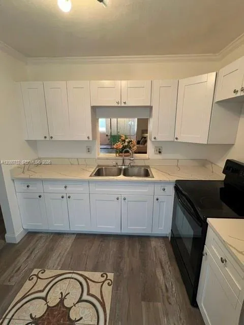 Foto de propiedad en 1000 NE 12th Avenue 103, Hallandale Beach, FL 33009 Hallandale Beach con MLS#