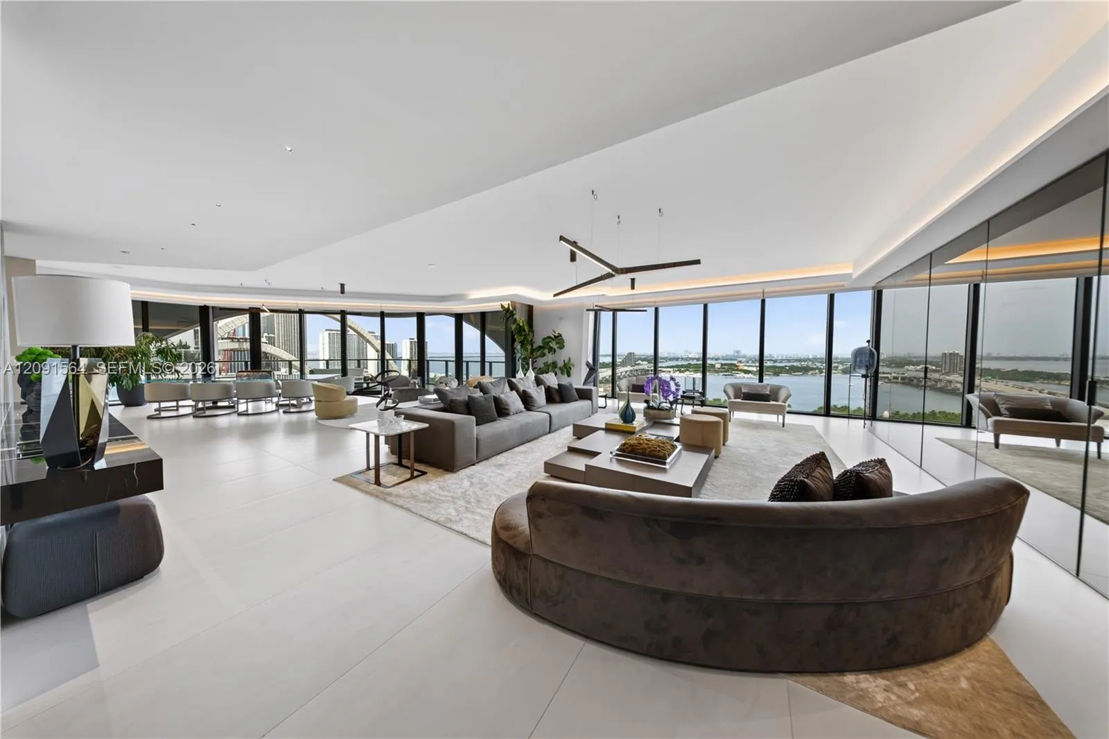 Foto de propiedad en 1000 NE Biscayne Boulevard 2202, Miami, FL 33132 Miami con MLS# 