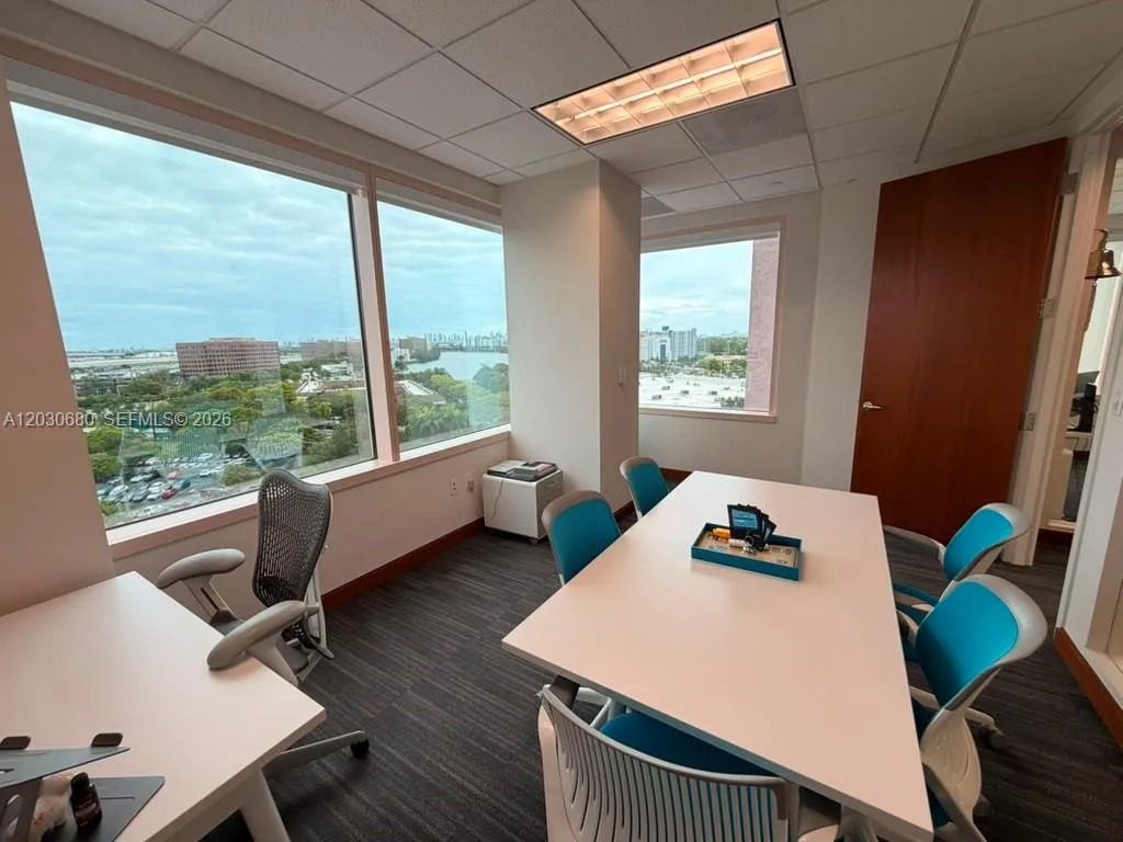 En Renta 1000 NW 57 Court 930, Miami, FL 33126, Miami, FL 33126