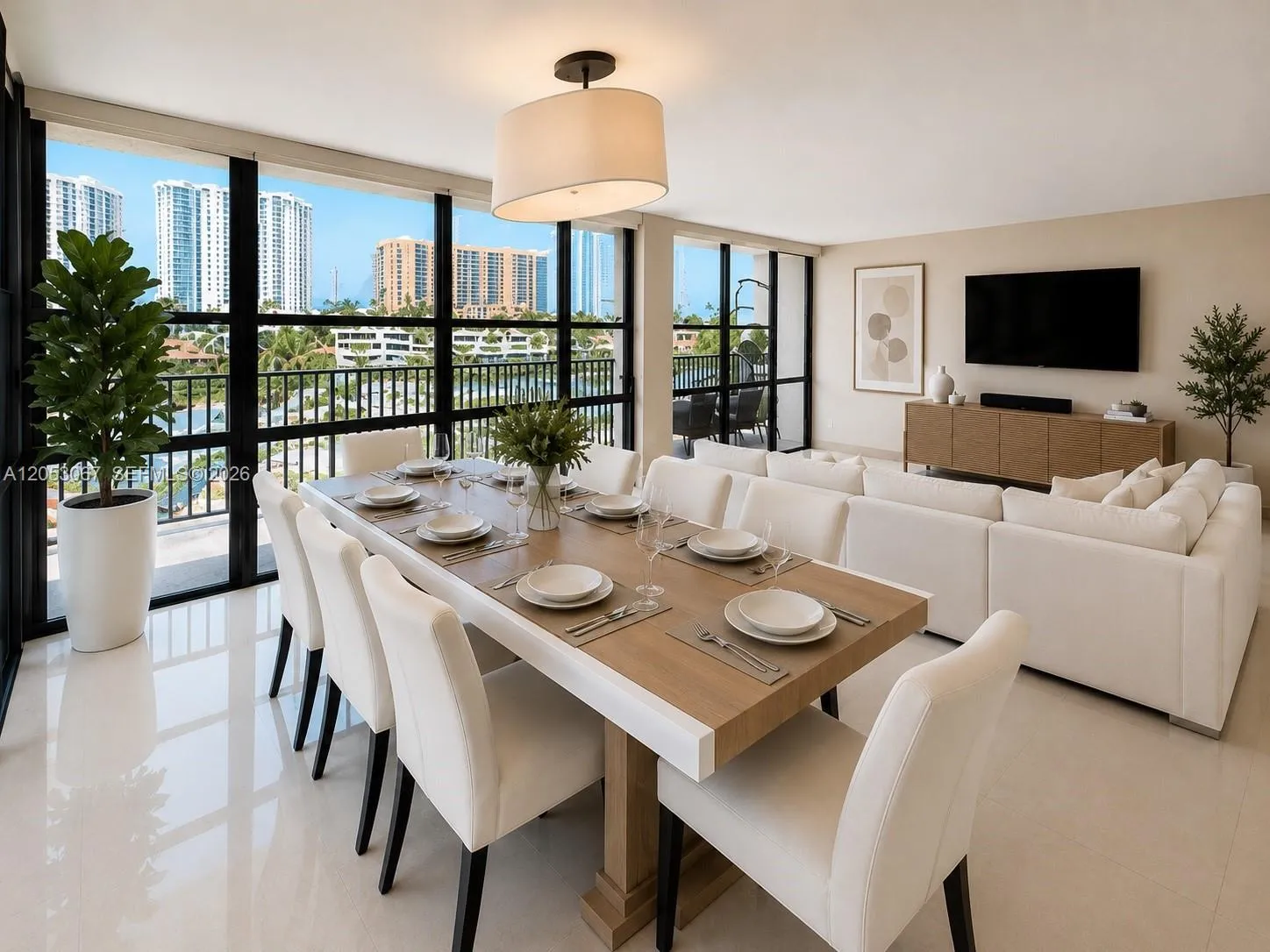 Foto de propiedad en 1000 Parkview Drive 710, Hallandale Beach, FL 33009 Hallandale Beach con MLS#