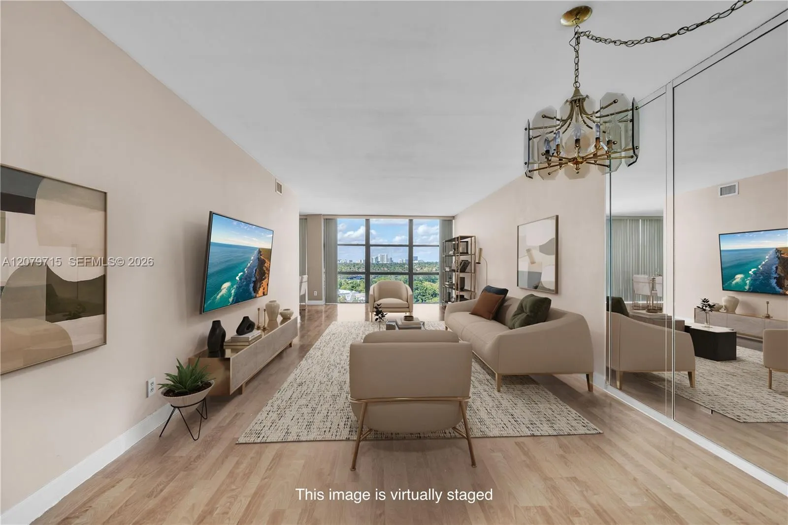 Foto de propiedad en 1000 Parkview Drive 925, Hallandale Beach, FL 33009 Hallandale Beach con MLS# 