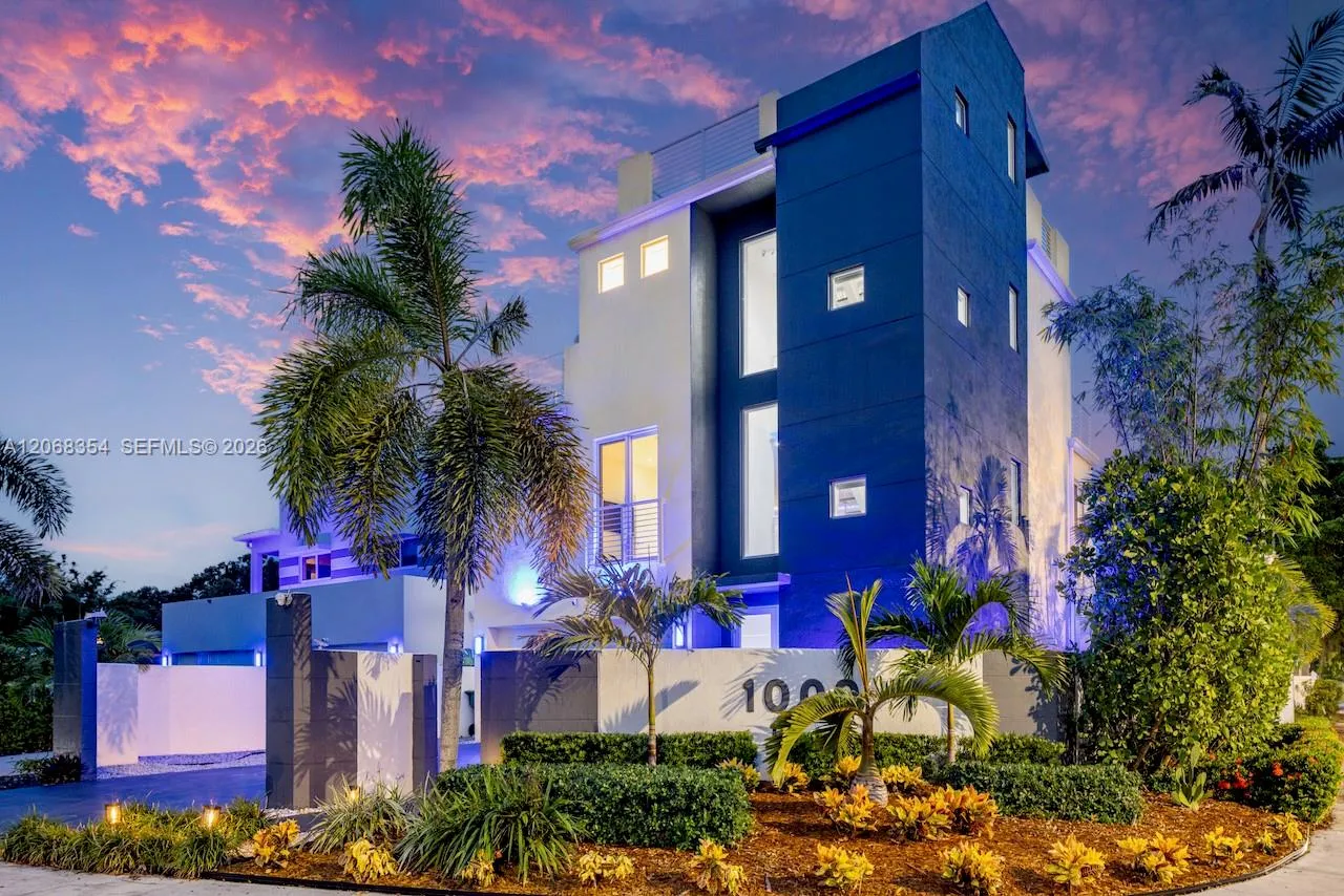 Foto de propiedad en 1000 SW 4th Avenue, Fort Lauderdale, FL 33315 Fort Lauderdale con MLS# 