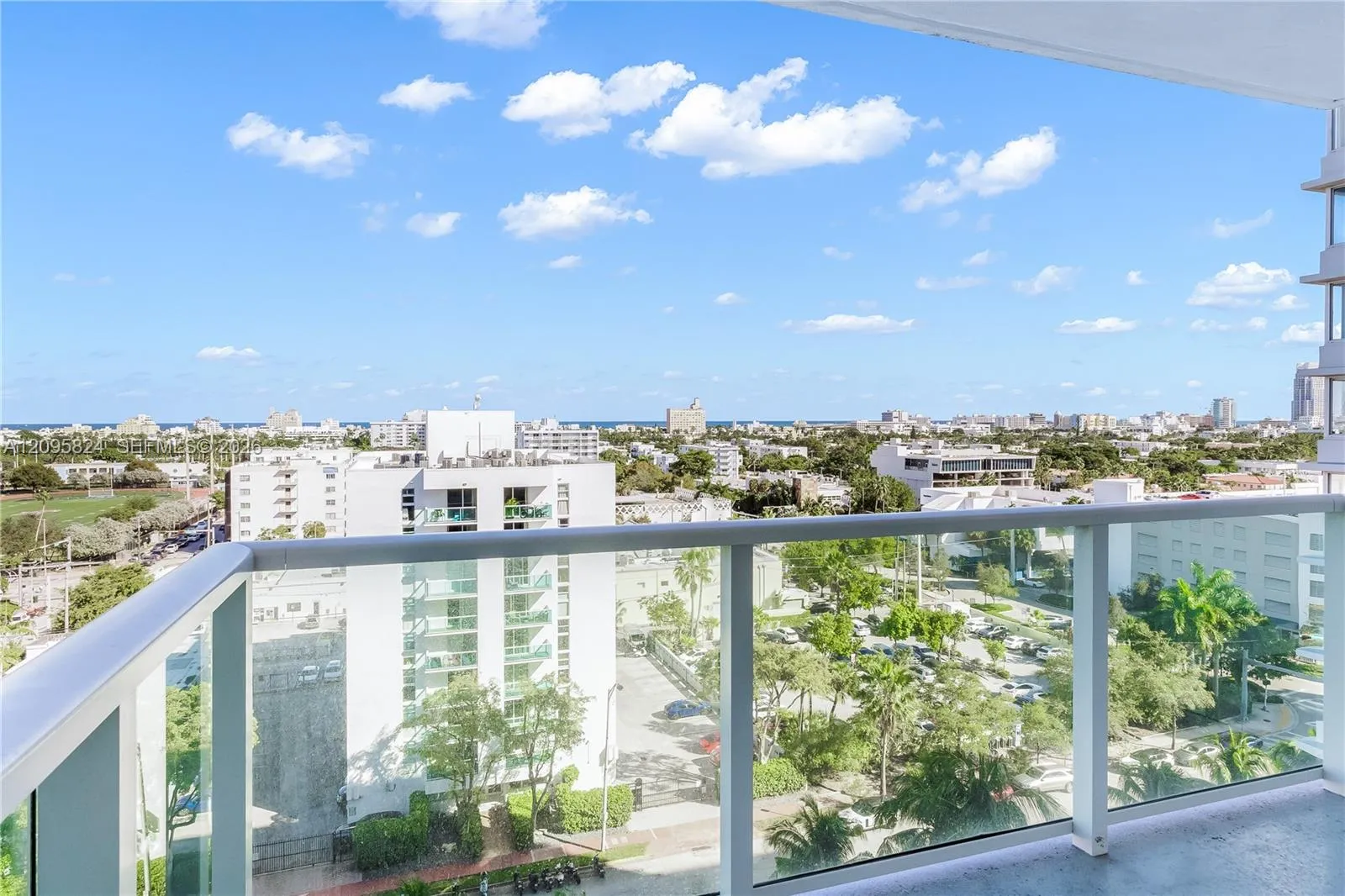 En Venta 1000 West Avenue 1008, Miami Beach, FL 33139, Miami Beach, FL 33139
