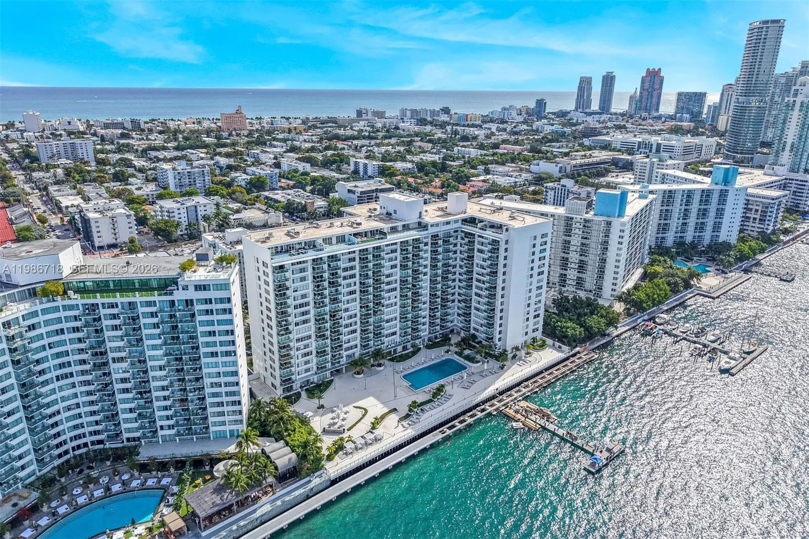 Foto de propiedad en 1000 West Avenue 104, Miami Beach, FL 33139 Miami Beach con MLS# 