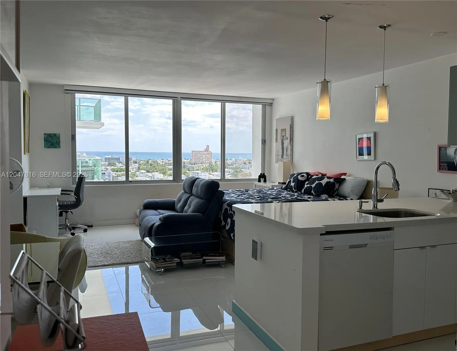 Foto de propiedad en 1000 West Avenue 1532, Miami Beach, FL 33139 Miami Beach con MLS# 