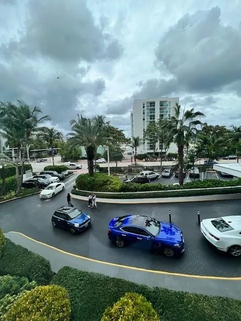 Foto de propiedad en 1000 West Avenue 225, Miami Beach, FL 33139 Miami Beach con MLS# 