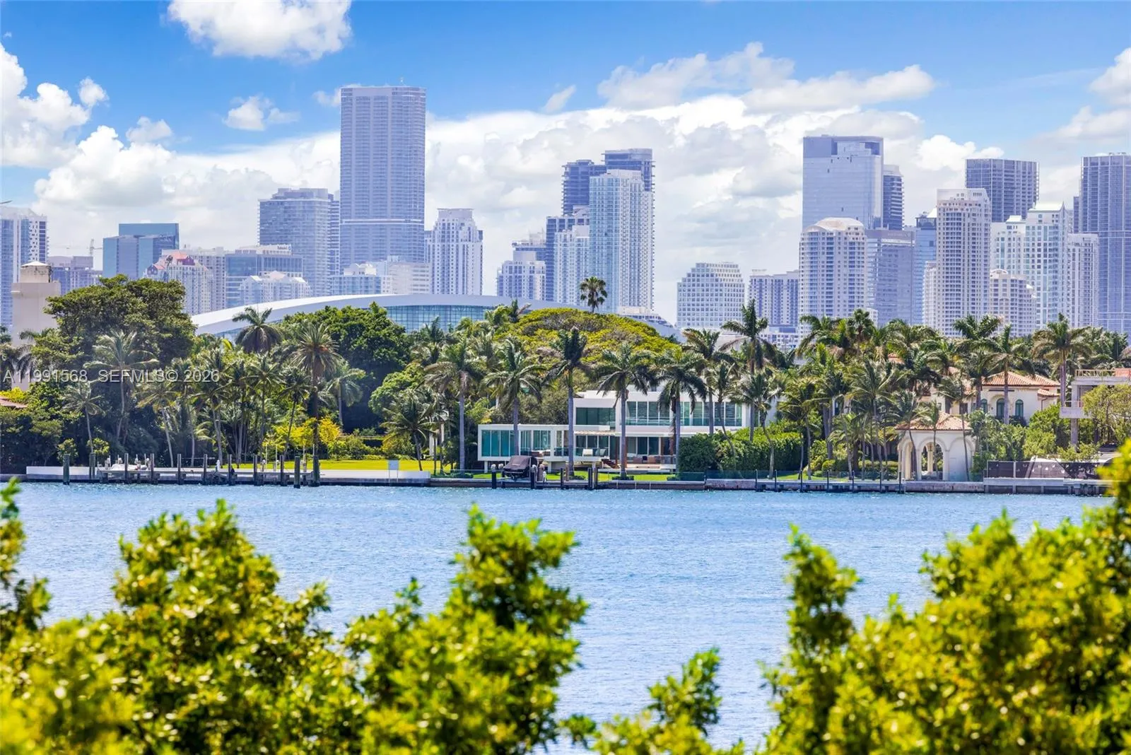 Foto de propiedad en 1000 West Avenue 328, Miami Beach, FL 33139 Miami Beach con MLS# 