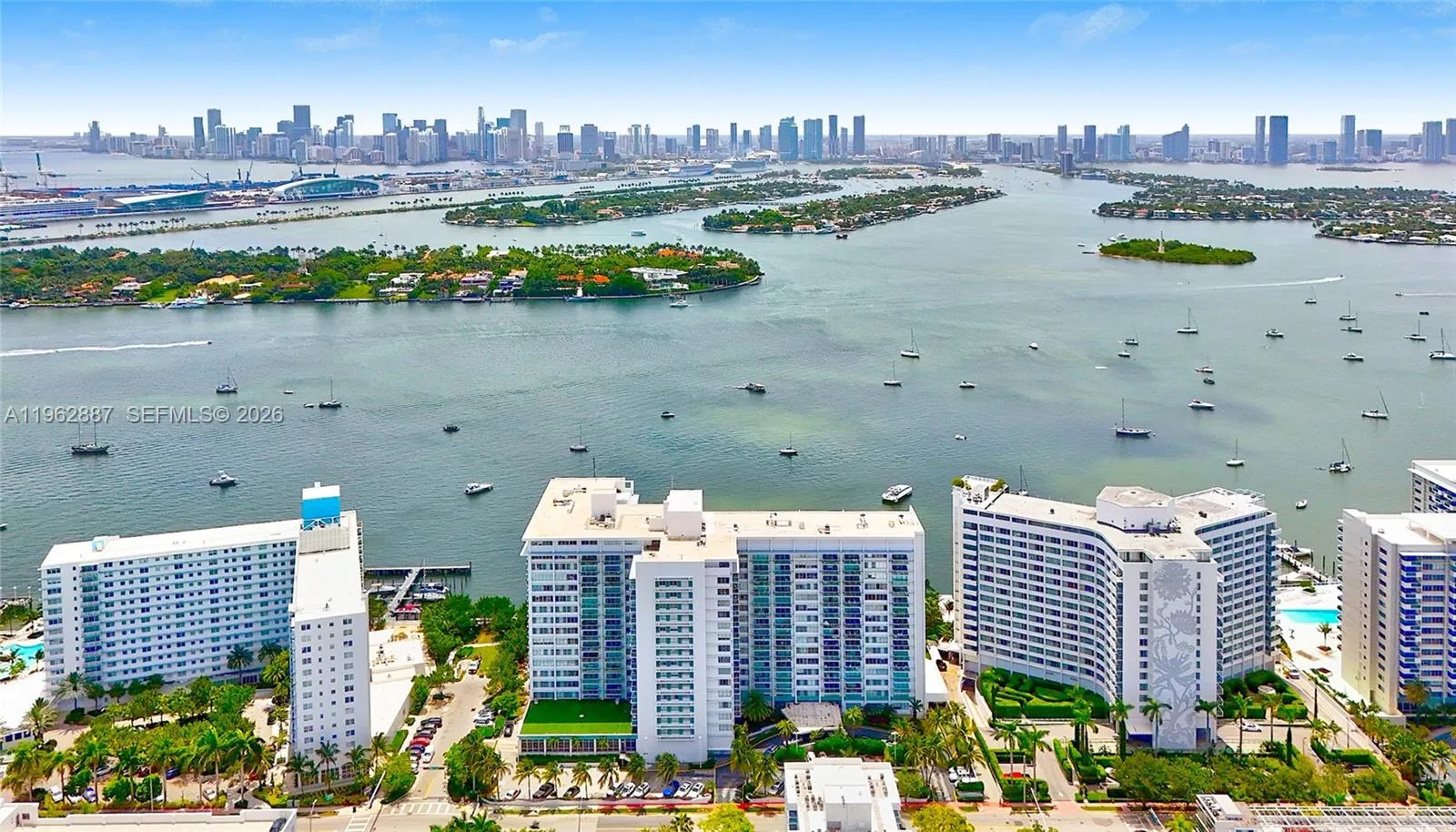 Foto de propiedad en 1000 West Avenue 506, Miami Beach, FL 33139 Miami Beach con MLS# 