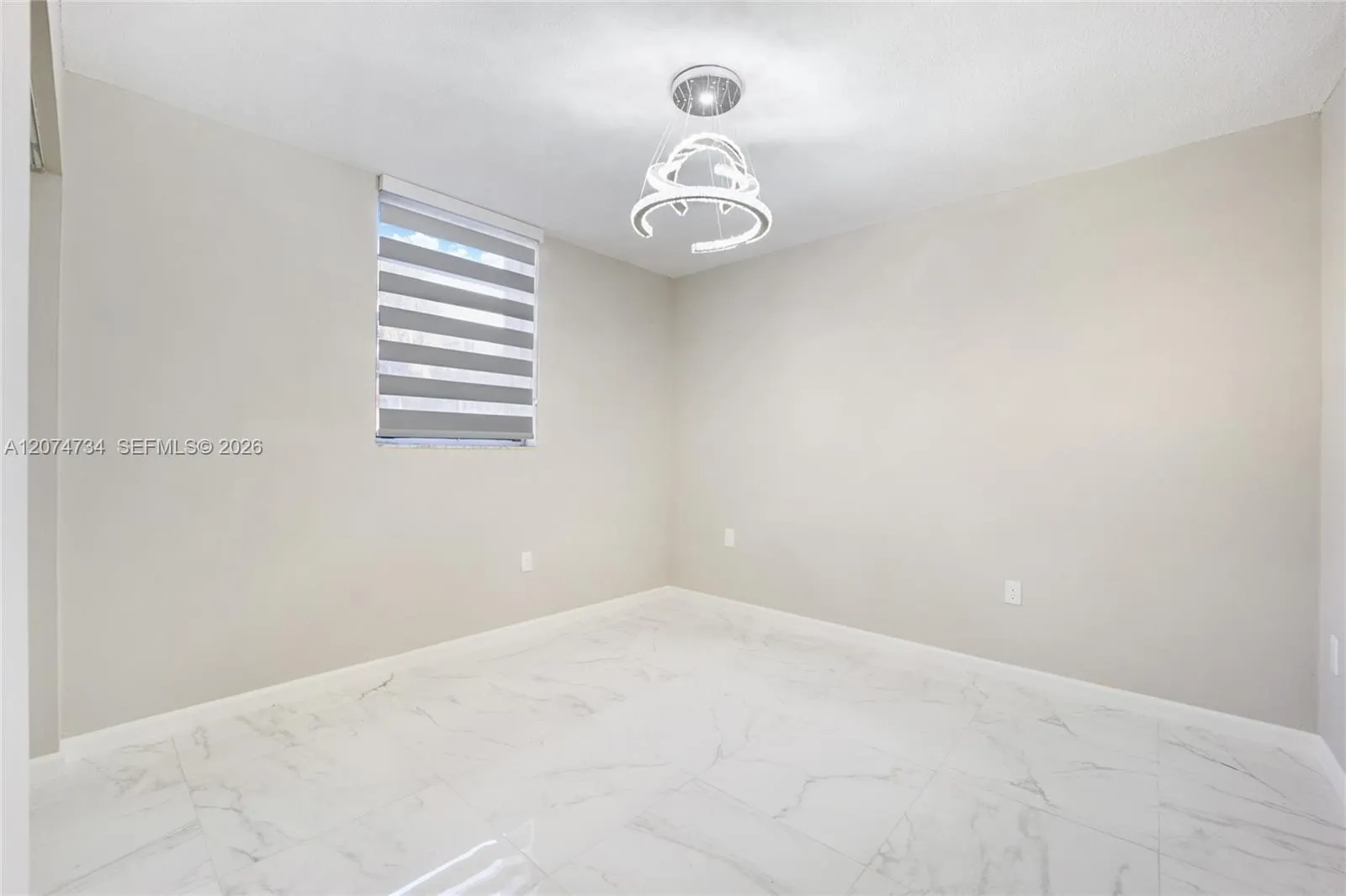 Foto de propiedad en 10000 NW 80th Court 2102, Hialeah Gardens, FL 33016 Hialeah Gardens con MLS# 