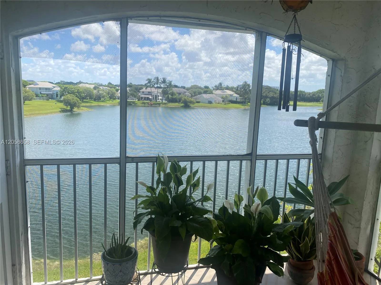 Foto de propiedad en 10015 NW 46 Street 306-5, Doral, FL 33178 Doral con MLS# 